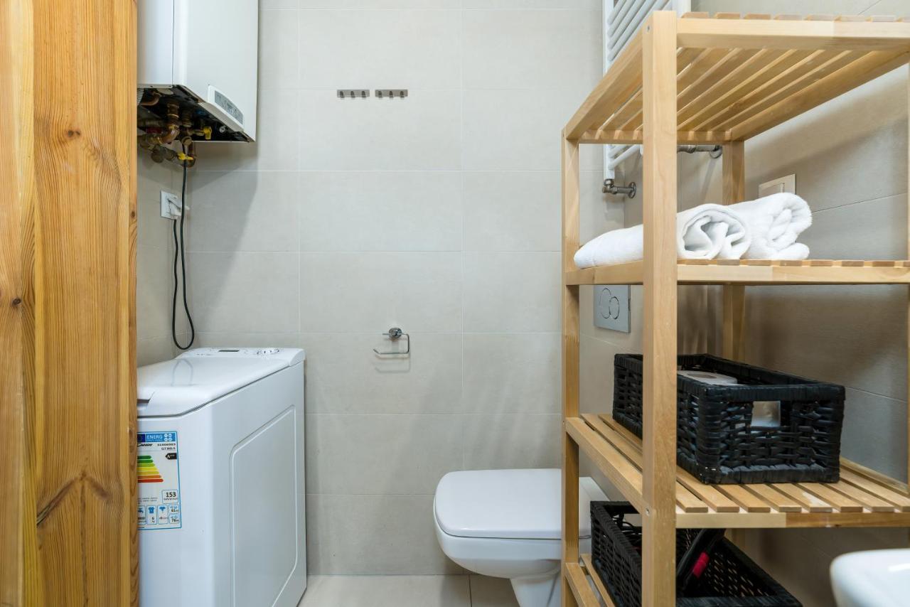 Old Town Apartment Garbary By Noclegi Renters Poznań Exteriör bild