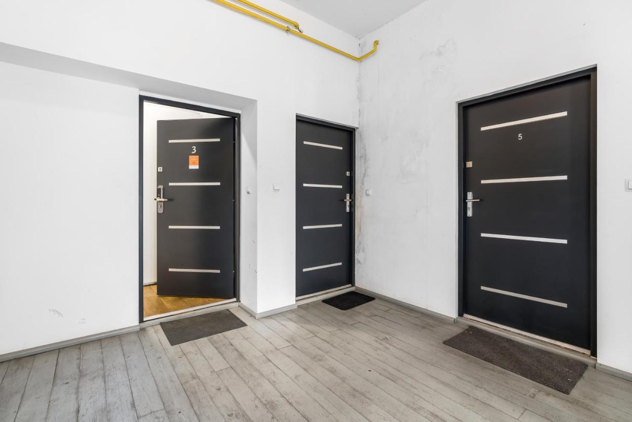 Old Town Apartment Garbary By Noclegi Renters Poznań Exteriör bild
