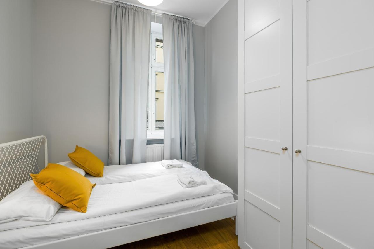 Old Town Apartment Garbary By Noclegi Renters Poznań Exteriör bild