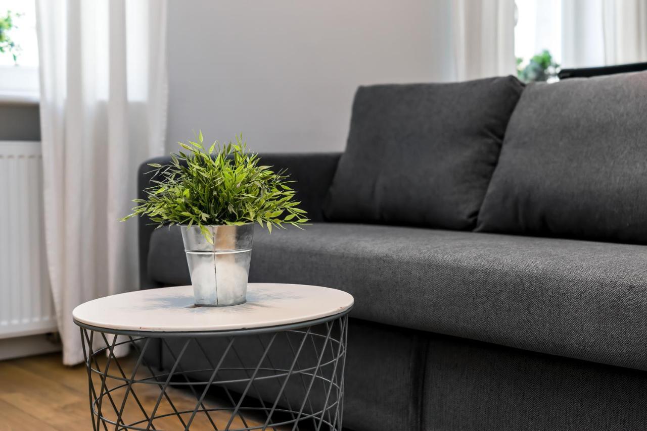 Old Town Apartment Garbary By Noclegi Renters Poznań Exteriör bild